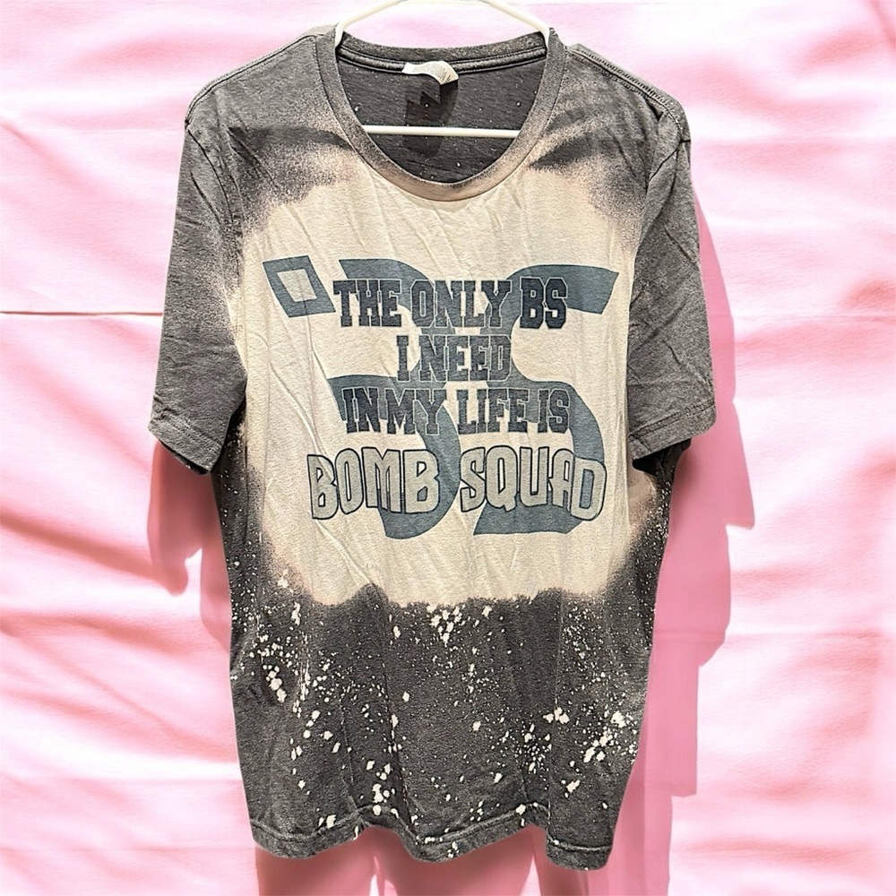 Handcrafted splatter Graphic Tee with Bomb Squad Print XL GRAY